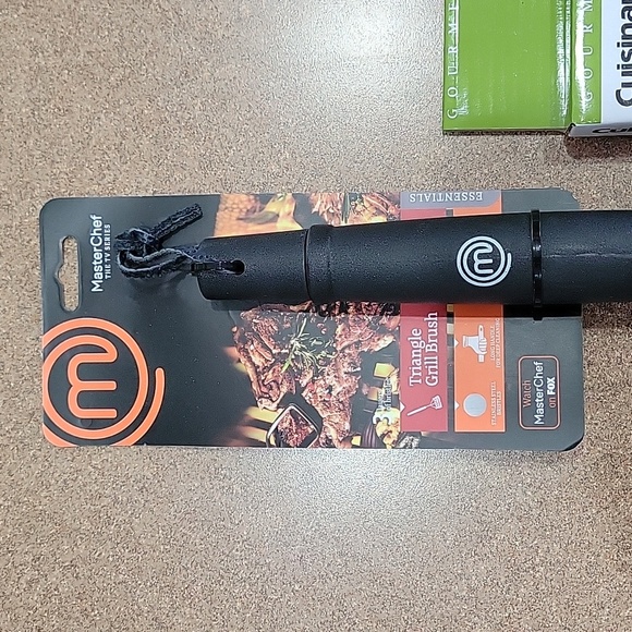 Gourmet Smash Burger Tool & Grill Brush!! - Picture 3 of 9